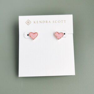 Kendra Scott Ari Heart Rose Gold Light Pink Drusy Stud Earrings. NEW